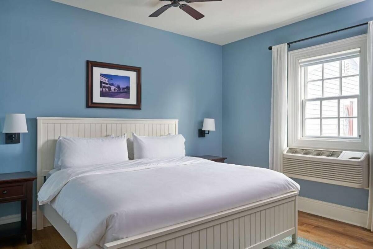 Premium bedding, blackout drapes, iron/ironing board (on request)