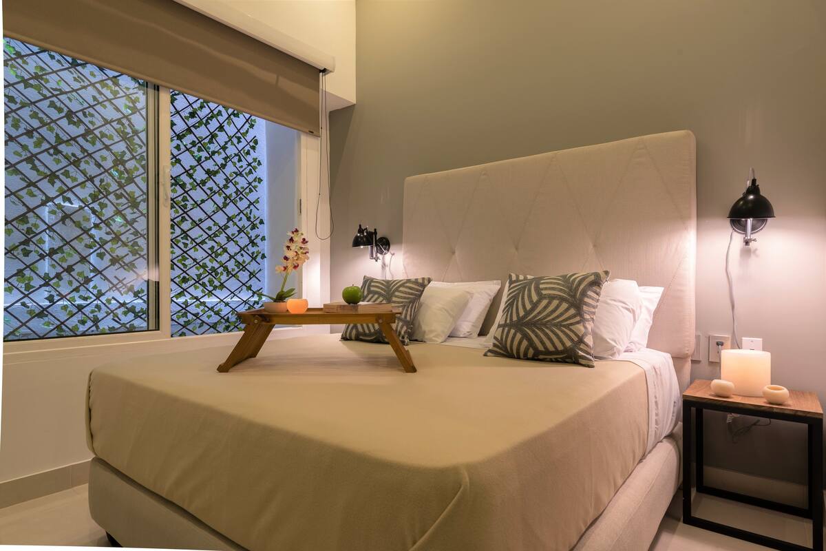 Minibar, blackout curtains, iron/ironing board, free WiFi