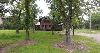 Unique Log House nestled in the woods near Billy Creek.
