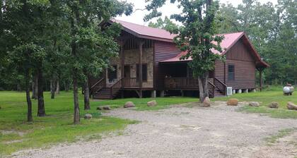 Unique Log House nestled in the woods near Billy Creek.
