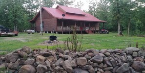Exterior - Unique Log House nestled in the woods near Billy Creek. (Muse)