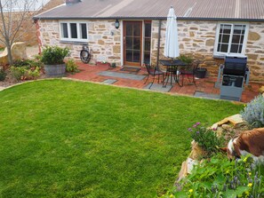 Garden - Cobblers Cottage B & B Accommodation (Willunga)