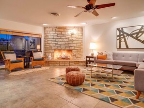Smart TV, fireplace, DVD player, ping pong