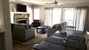 Flat-screen TV, fireplace, DVD player