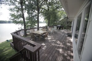 Outdoor dining - Spacious lakefront home on peaceful Cable Lake. (Dowagiac)