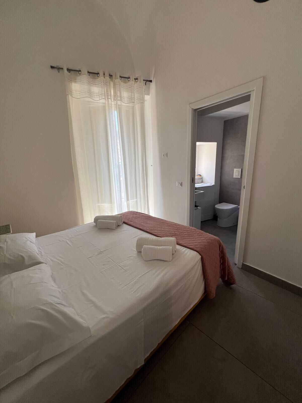 2 多间卧室、熨斗/熨衣板、旅行婴儿床、免费 WiFi