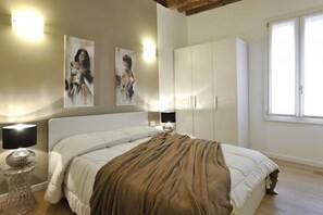 2 chambres, accĂšs au Wi-Fi (inclus), literie fournie