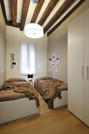 2 chambres, accĂšs au Wi-Fi (inclus), literie fournie