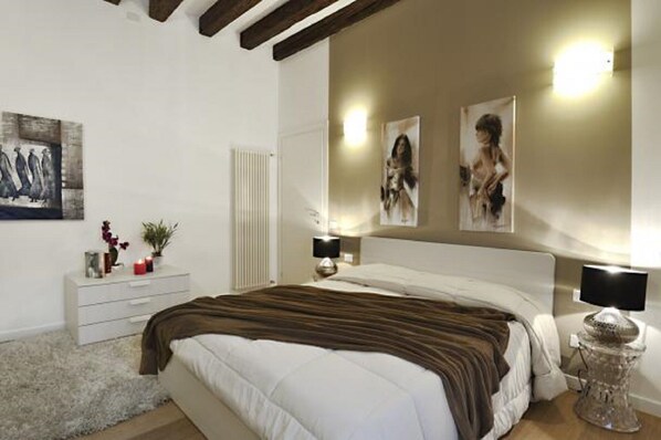 2 quartos, Wi-Fi de cortesia, roupa de cama