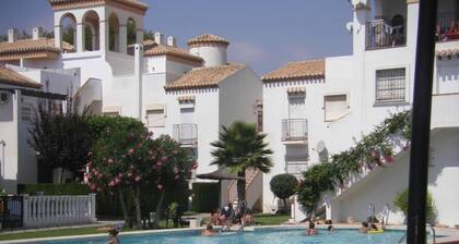 Wunderschöne Maisonette-Wohnung in TORREVIEJA-ORIHUELA COSTA - 400 m vom Strand entfernt