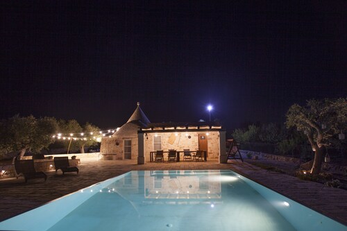 Trullo Oasis Santo Stefano - private pool