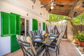 Outdoor dining - JESUS Finca for 5 with Pool in Pollensa (Port de Pollença)