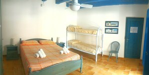3 Schlafzimmer, Bügeleisen/Bügelbrett, WLAN, Bettwäsche
