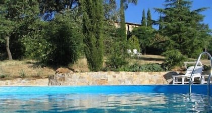 Maison de vacances pour 2 pesons sur petite Domaine avec piscine, prĂšs de sources chaudes