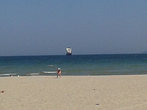 Moderni, valoisa 2-huone Huoneistossa on WiFi-yhteys satamassa