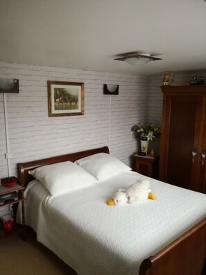 1 quarto, ferros/tábuas de passar roupa, berço de viagem, Wi-Fi