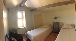 3 chambres, fer et planche Ă repasser, lit parapluie, Wi-Fi gratuit