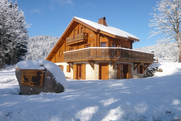 Chalet enneigé