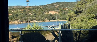 Villa Côté Port au coeur du village de pêcheur vue mer. Clim,WIFI