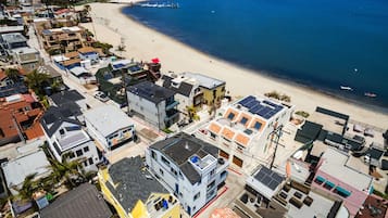 Beach nearby, sun-loungers