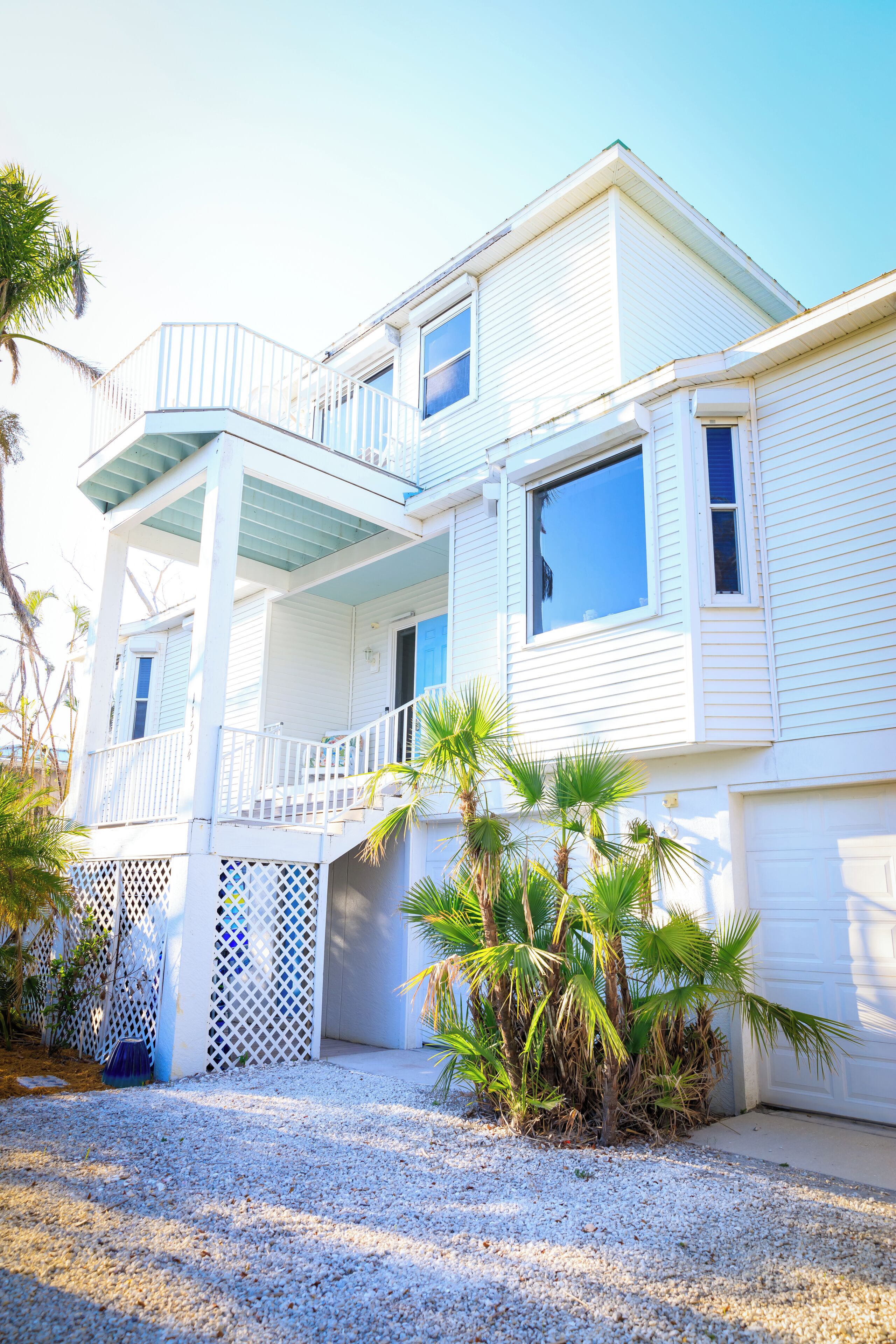 Approximately 500 feet to beautiful Captiva Beach & private heated pool and spa!