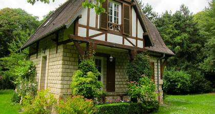 Gîte des 3 chênes : Nichée dans une clairière en plein parc régional du Vexin