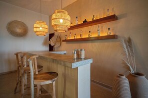 Bar (in der Unterkunft)