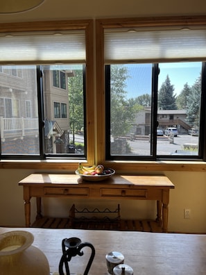 Interior - Lovely townhome: Ski to Lift, Walk to Town, Private Hot tub, Sleeps 8! (Ketchum)