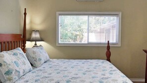 2 chambres, fer et planche à repasser, lit parapluie, Wi-Fi gratuit