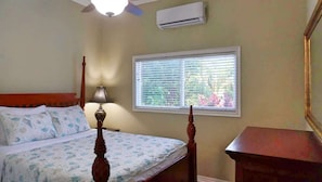 2 habitaciones, tabla de planchar con plancha y cuna de viaje