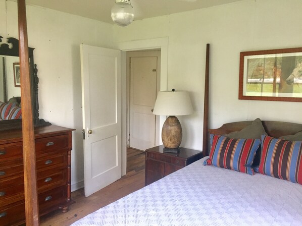 3 dormitoris, escriptori, planxa i posts de planxar i wifi gratuïta 