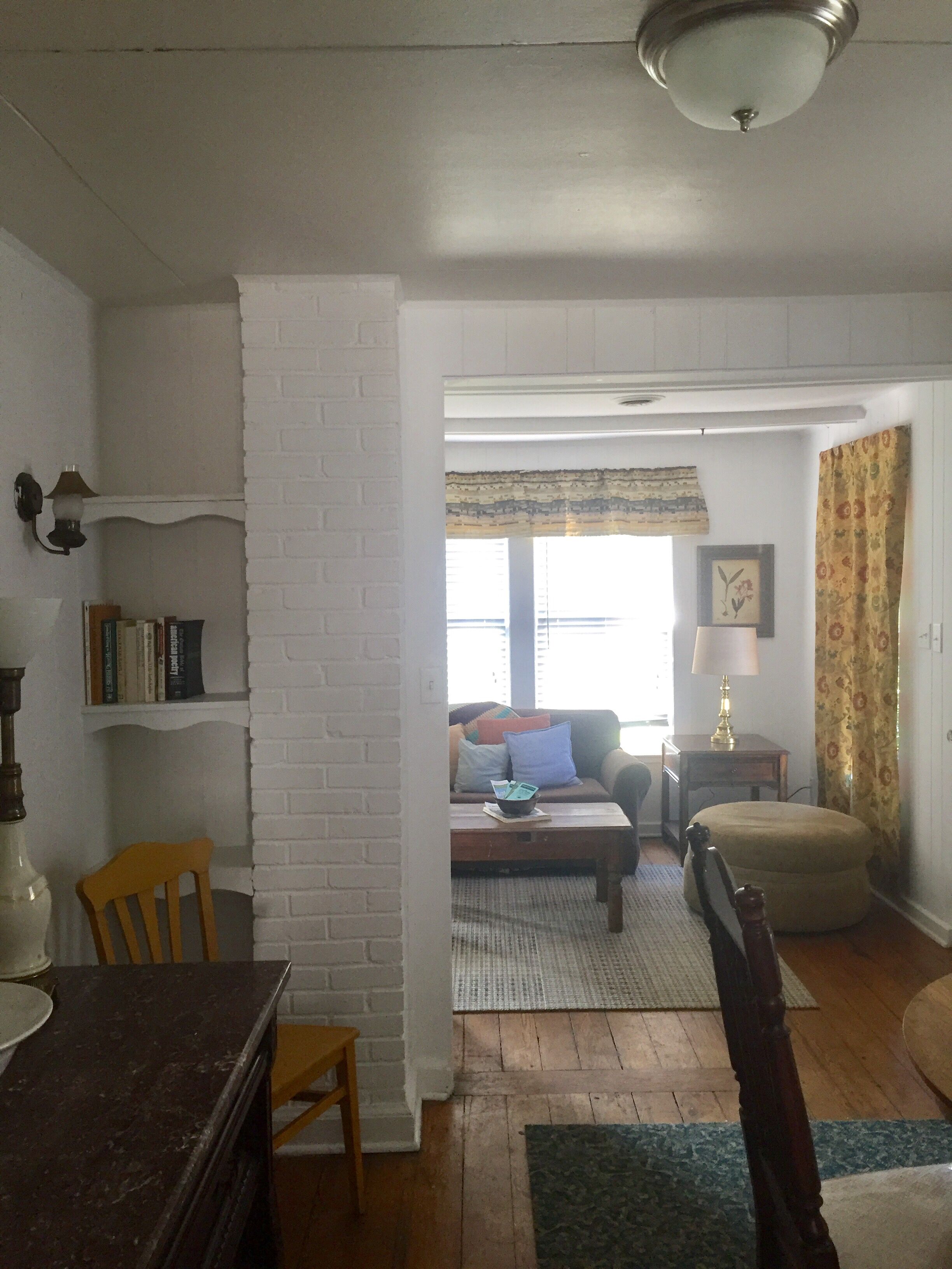 Smart TV, DVD player, books