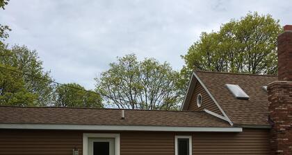 COZY 2 BEDROOM 1 BATH HOME DOWNTOWN GRAND MARAIS