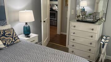 1 Schlafzimmer, Schreibtisch, Bügeleisen/Bügelbrett, WLAN