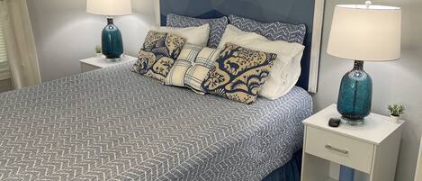 1 habitación, escritorio, tabla de planchar con plancha y wifi