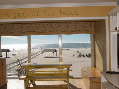 Siesta Key,  beach front condo on America's #1 Beach!  2 BR,  2 Bath, Sleeps 6