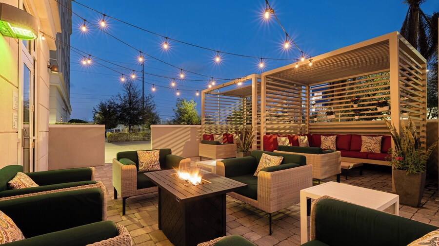 ホリデイ イン & スイーツ オーランド I-ドライブ テーマ パークス by IHG