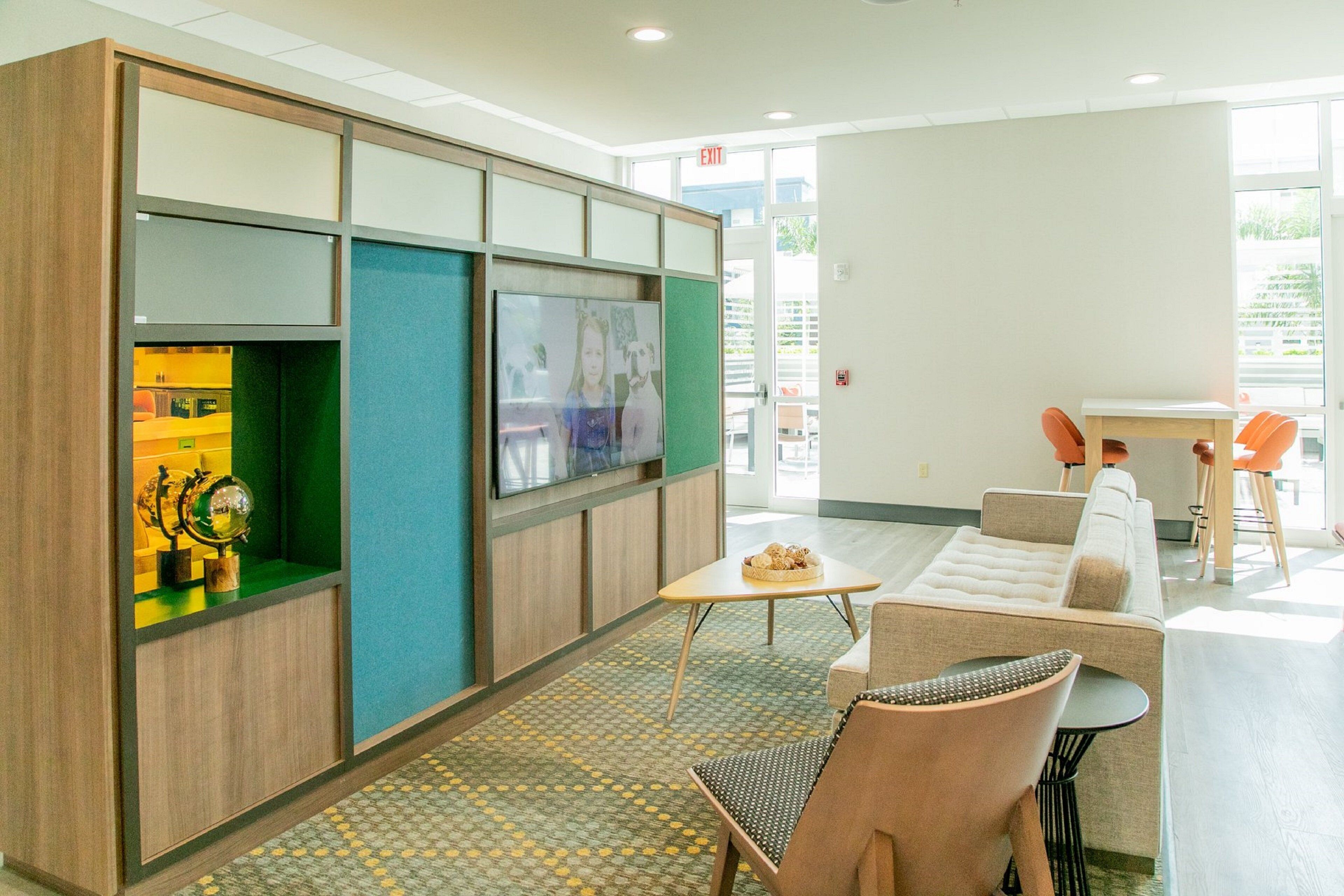 Photo - Holiday Inn & Suites Orlando I-Drive Theme Parks by IHG