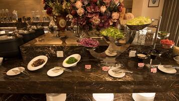 Daily buffet breakfast for a fee