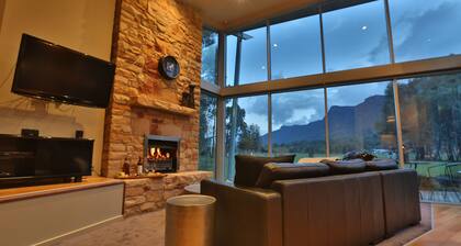 Ironstone Romantic Couples Retreat