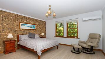 Townhome, 2 Bedrooms | 2 bedrooms, Egyptian cotton sheets, premium bedding, down duvets