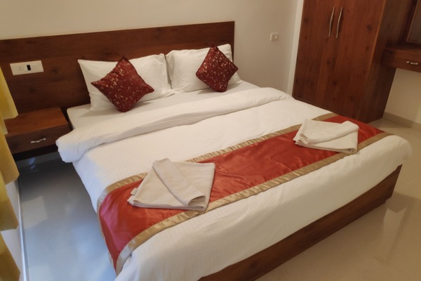 Comfort Apartment, 1 Bedroom | Egyptian cotton sheets, premium bedding, in-room safe