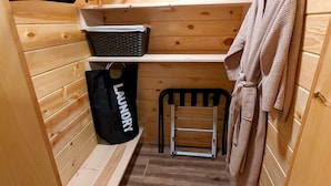 Comfort Cabin #6 | 무료 WiFi, 각각 다르게 가구 비치, 침대 시트