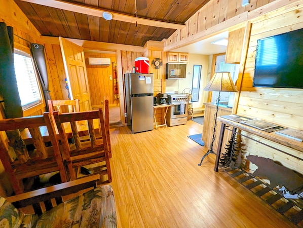 Comfort-Ferienhütte, 1 Schlafzimmer | Wohnbereich