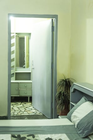 1 chambre, accĂšs Internet, draps fournis