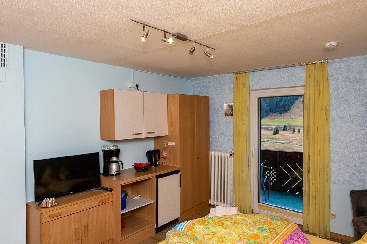 1 chambre, Wi-Fi, réveille-matin, literie fournie