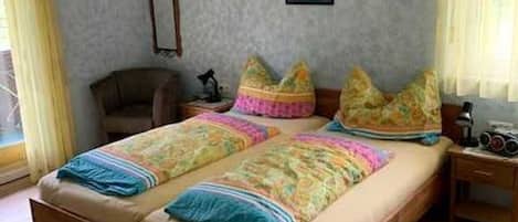 1 Schlafzimmer, WLAN, Bettwäsche, Wecker
