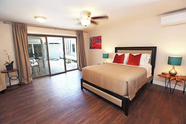 4 bedrooms, iron/ironing board, free WiFi, bed sheets