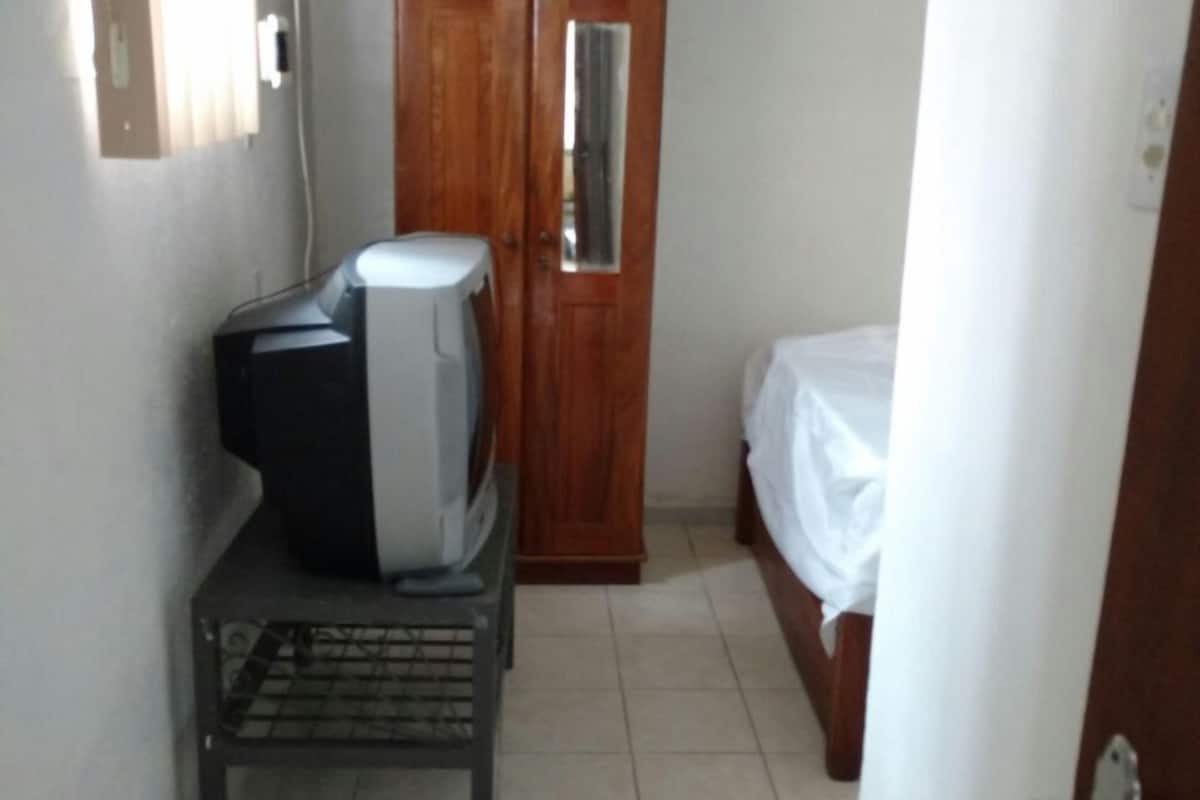 1 chambre, draps fournis