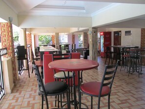 2 bars/lounges - Diplomat Diani Beach Resort (Diani Beach)